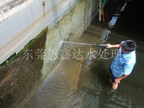 工业冷却水池高压清洗